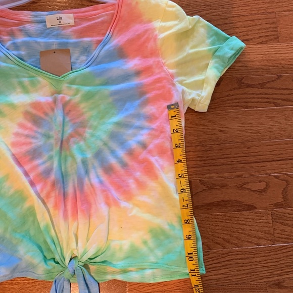 T.La V-Neck Tie Dye T-shirt - Picture 7 of 7